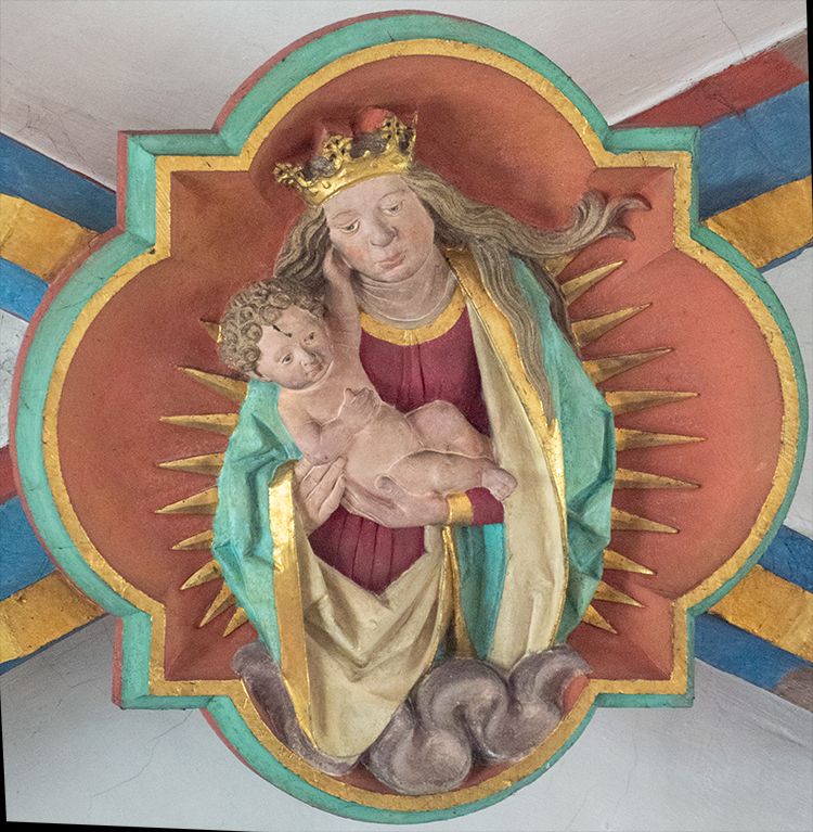 Maria mit Kind im Strahlenkranz